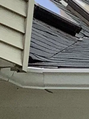 Superior Home Improvements Logo