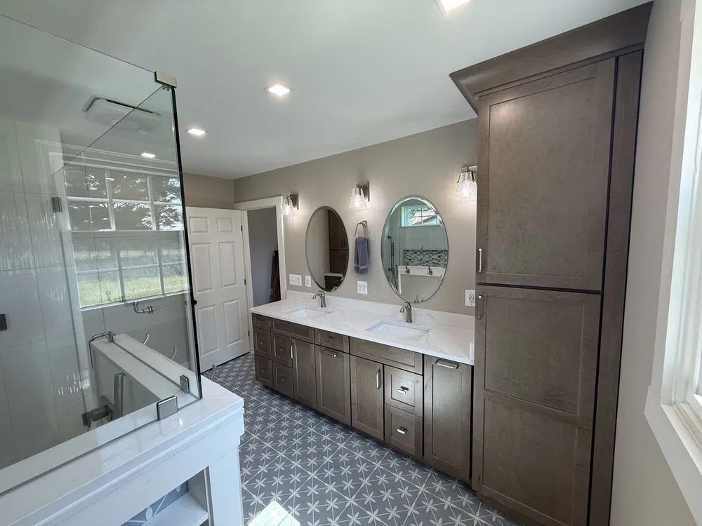 Slide of Superior Image Contracting