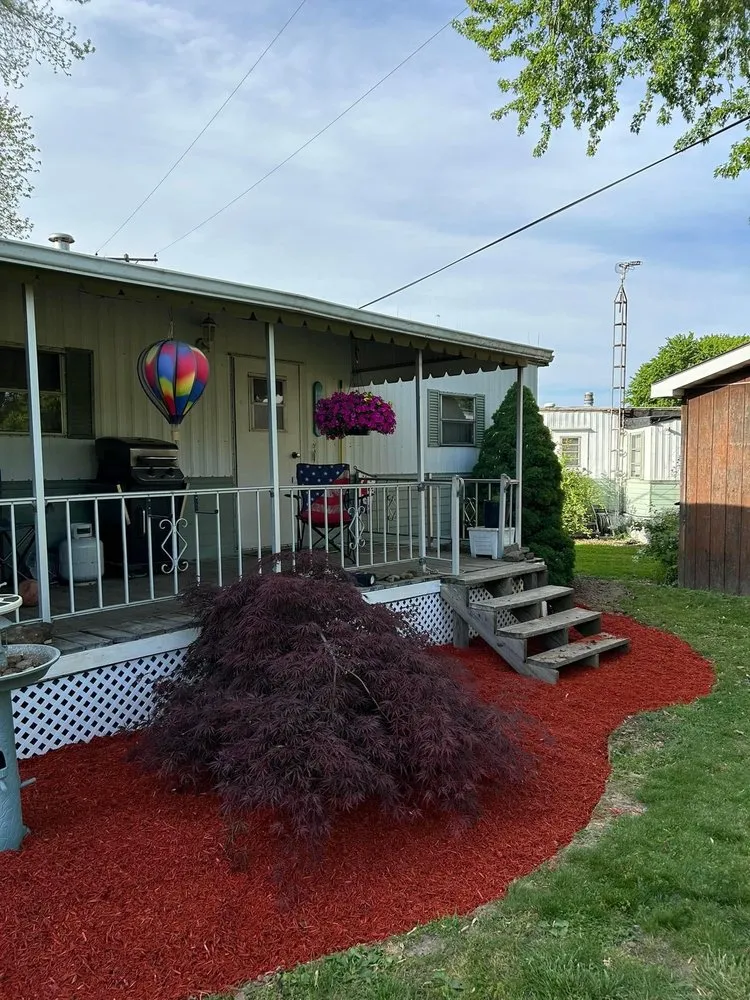 Expert roof replacement experts serving West Middlesex, PA - Superior Lawns & Roofing