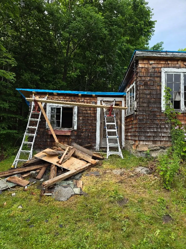 Licensed roof leak repair experts serving Landaff, NH - Superior Renovations