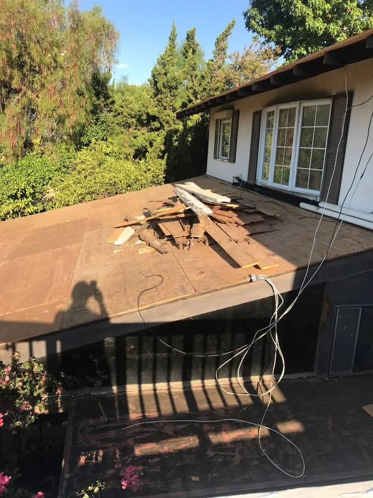 Reliable roof inspection with free inspection in Sylmar, CA by Superior Roof Solutions
