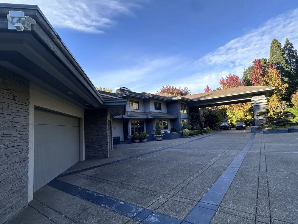 Slide of Superior Roof,Gutter and Contracting