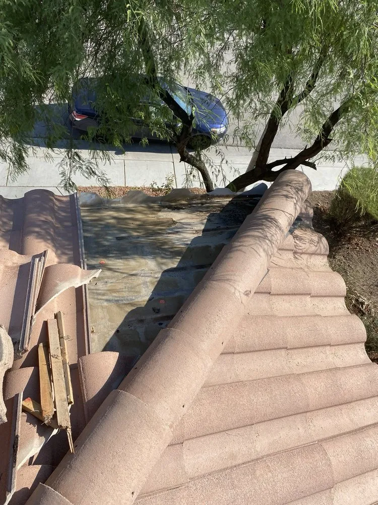 Slide of Superior Roofing & Waterproofing