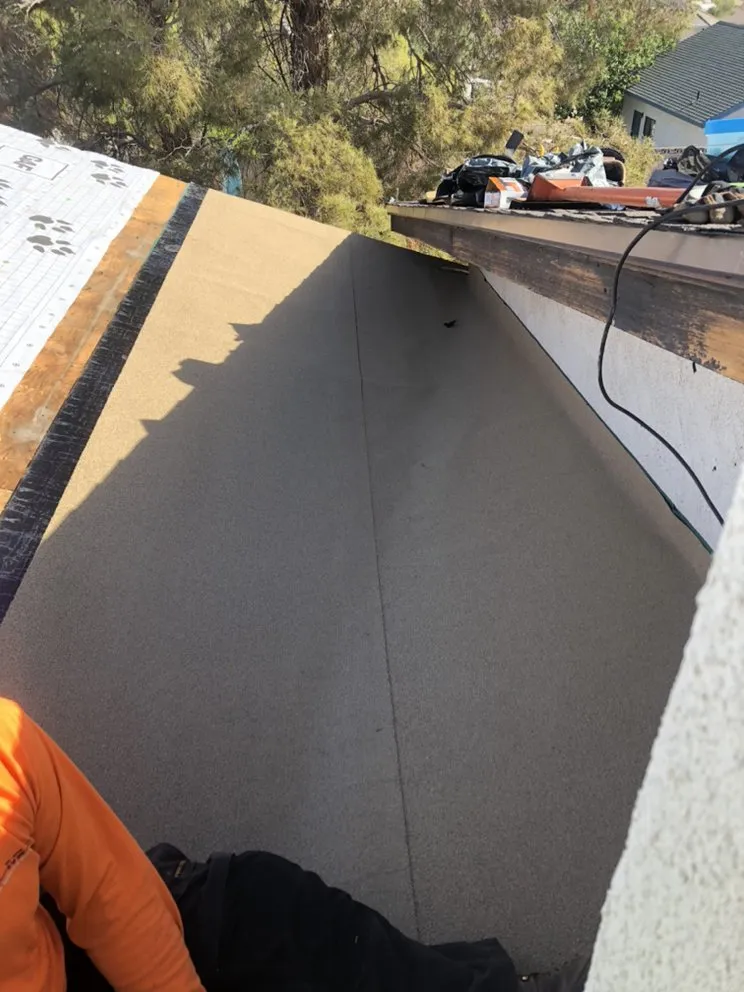 Slide of Superior Roofing & Waterproofing