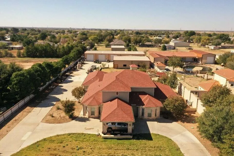 Slide of Superior Roofing and Restoration of Texas