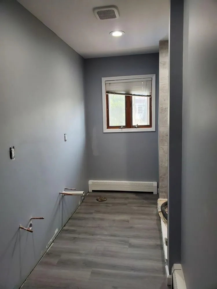 Slide of Supreme Construccion