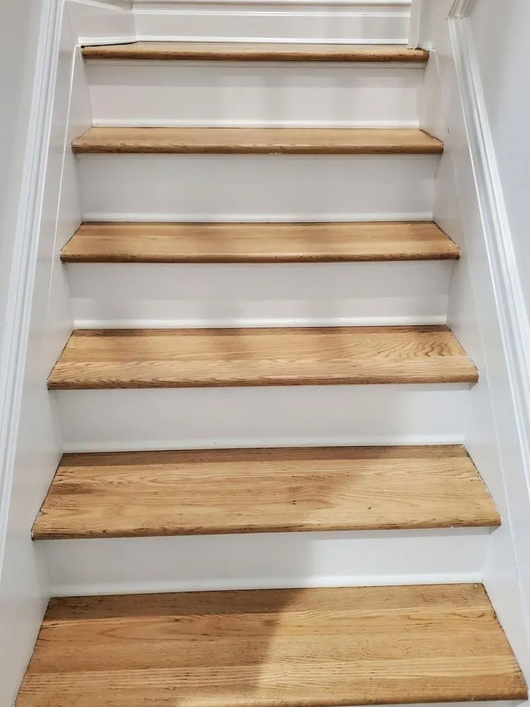 Slide of Supreme Construccion