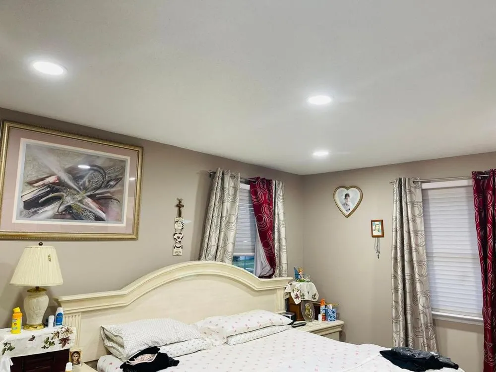 Slide of Supreme Construccion