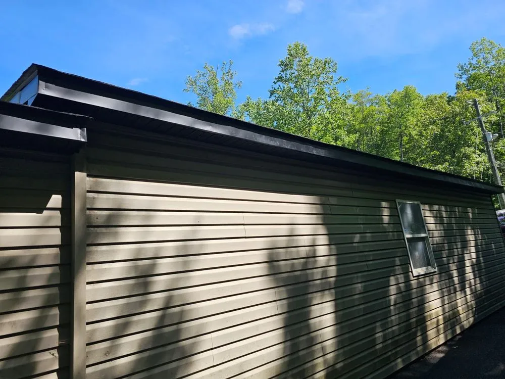 Slide of Supreme Contracting