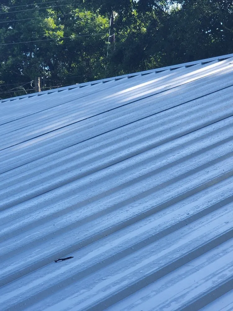 Slide of Supreme Roof Maintenance & Repair