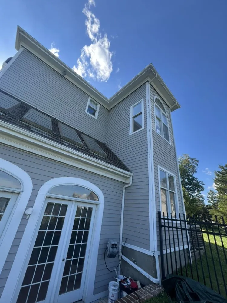 Slide of Supreme Roofing & Chimney Inc