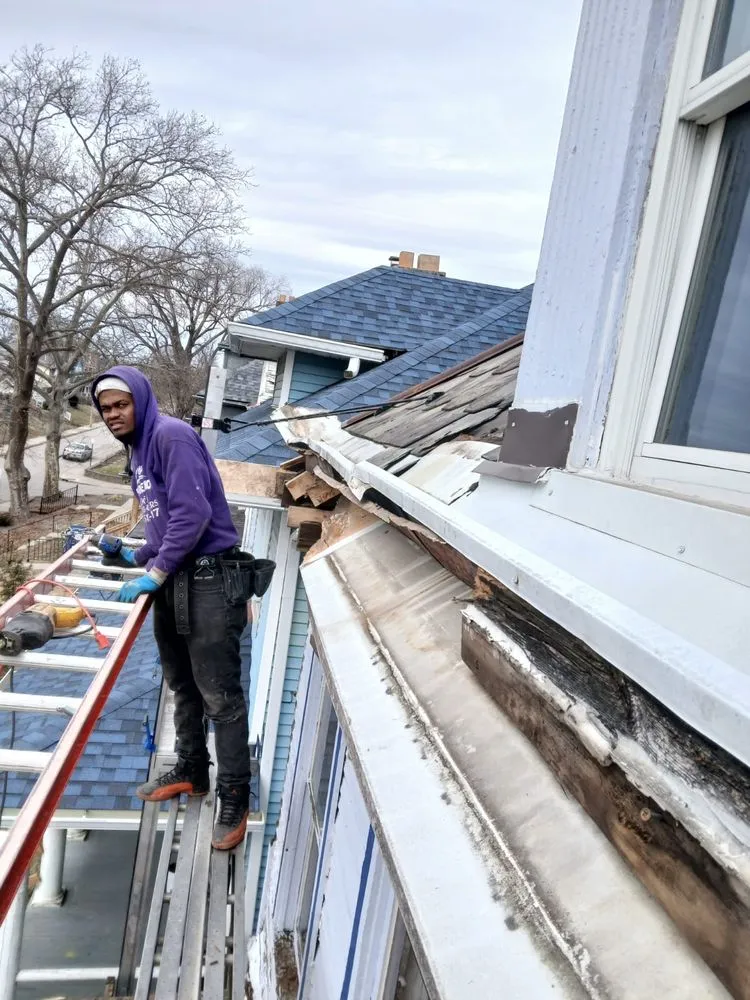 Slide of Supreme Roofing & Exterior