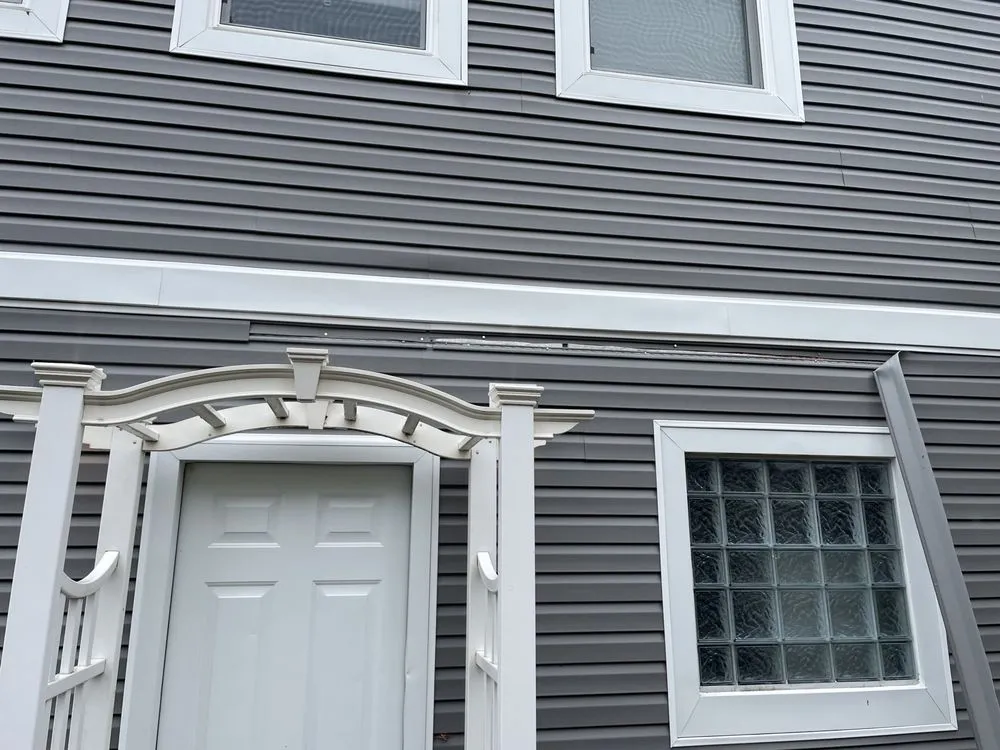 Slide of Supreme Roofing & Exterior