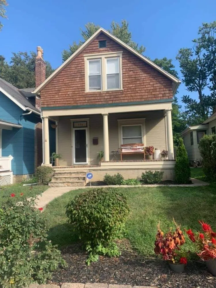 Slide of Supreme Roofing and Restoration