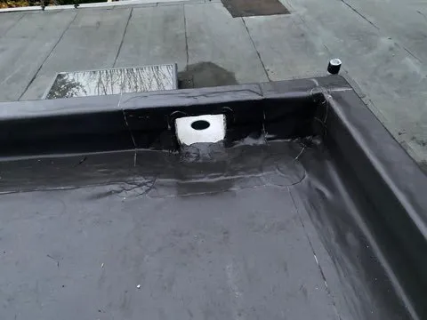 Slide of Supreme Roofing