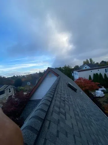 Slide of Supreme Roofing