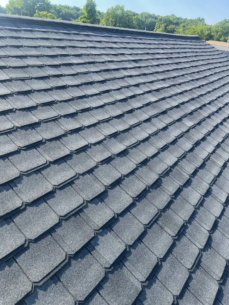 Slide of Supreme Roofing