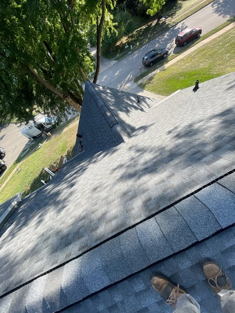 Slide of Supreme Roofing