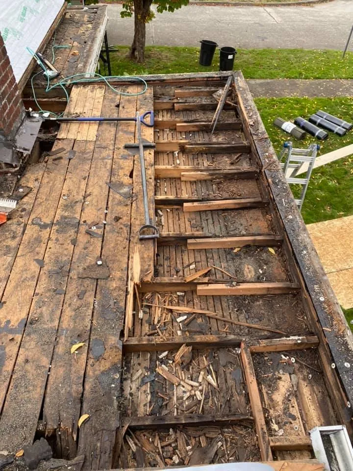 Slide of Supreme Roofing