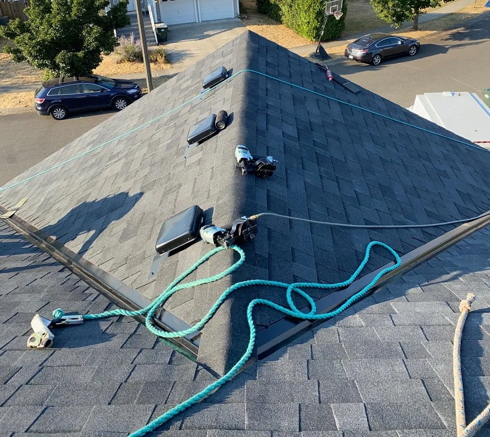 Slide of Supreme Roofing