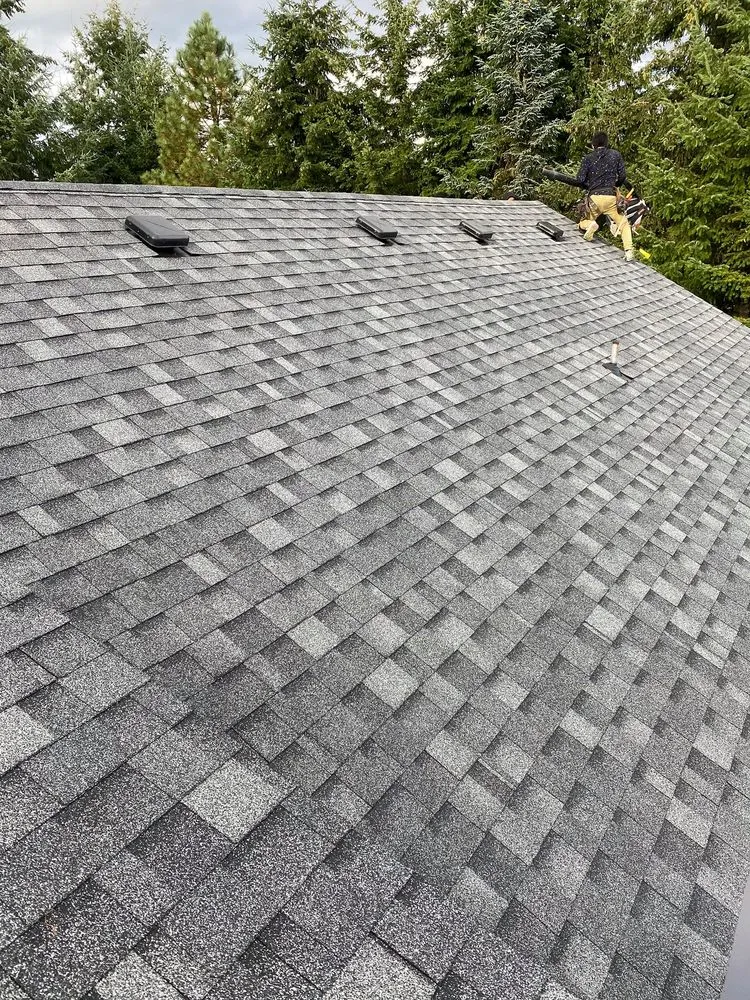 Slide of Supreme Roofing