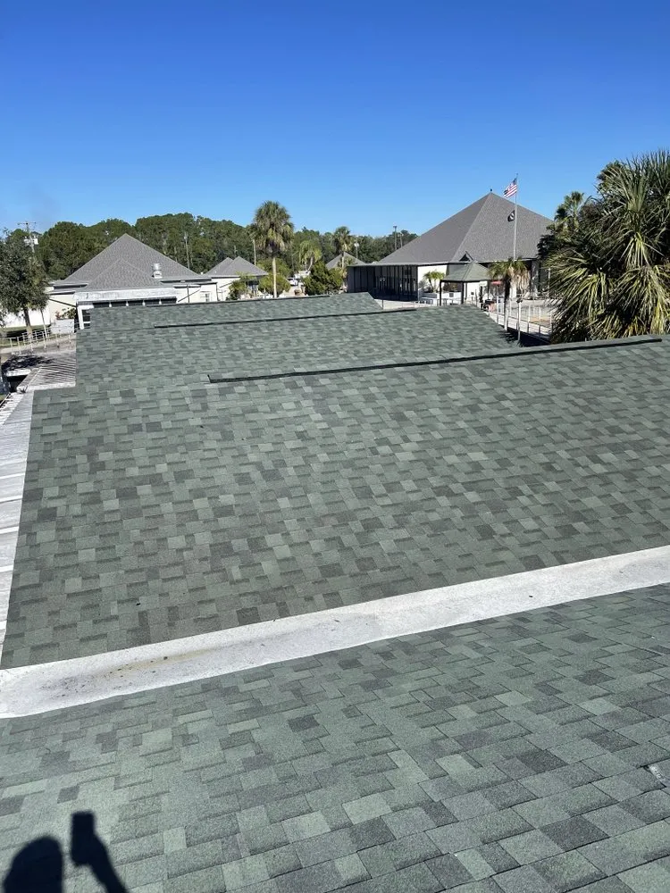 Slide of Supreme Roofing Services