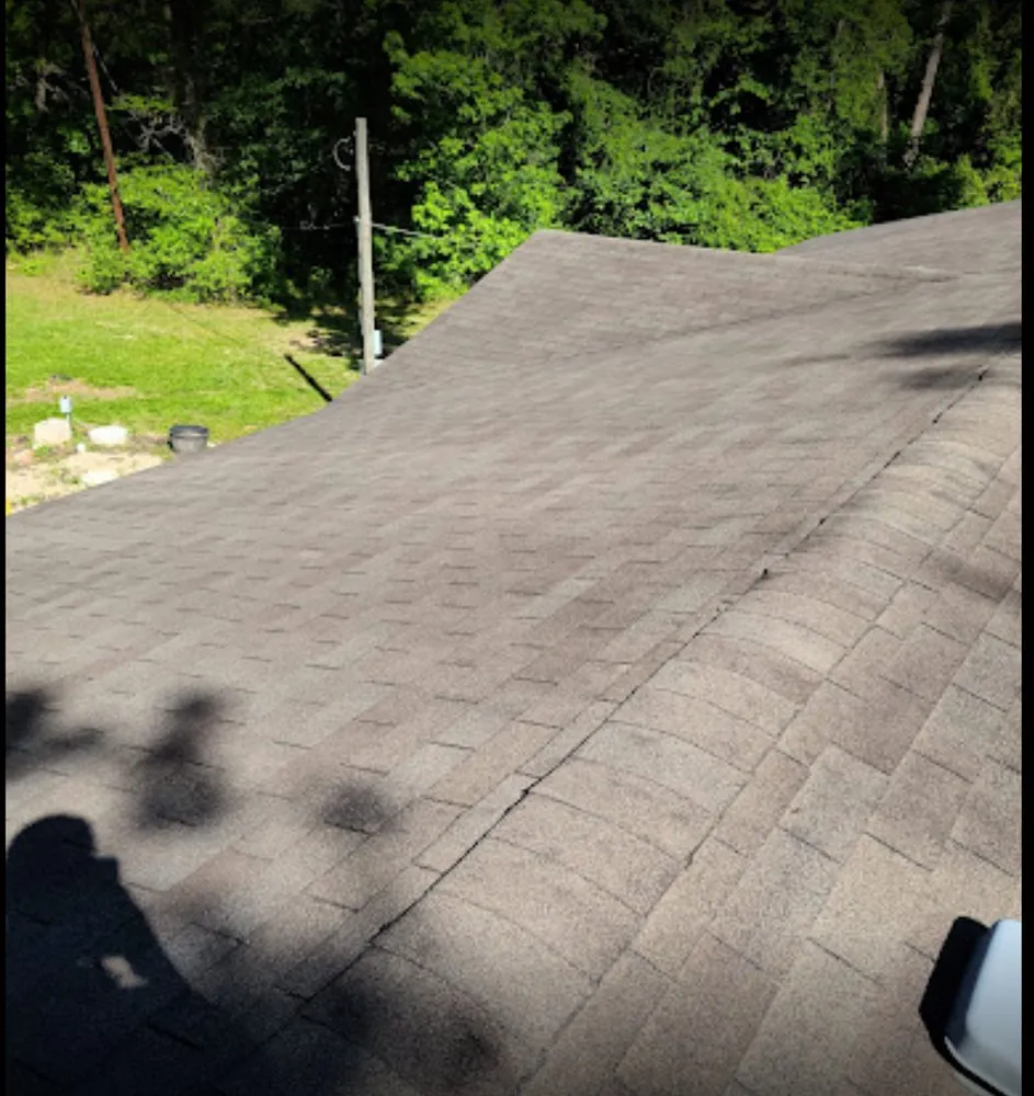Slide of Supreme Roofing Solutions