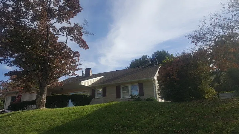 Slide of Supreme Team Roofing