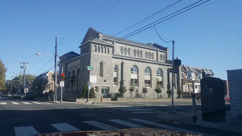 Slide of Supreme Team Roofing