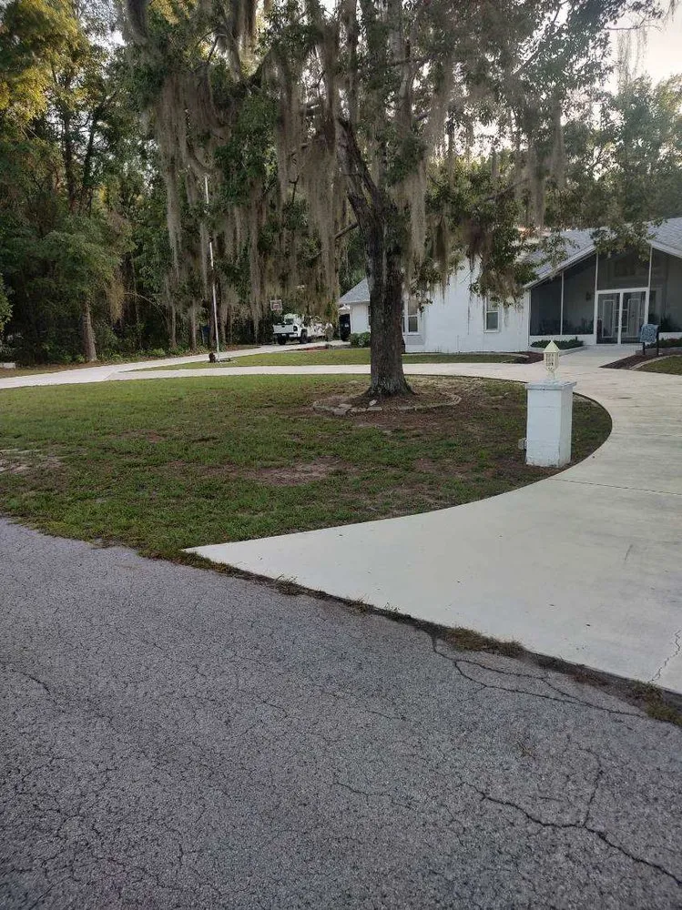 Slide of Surface Pros Of Middleburg