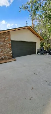 Surgat Enterprise Logo