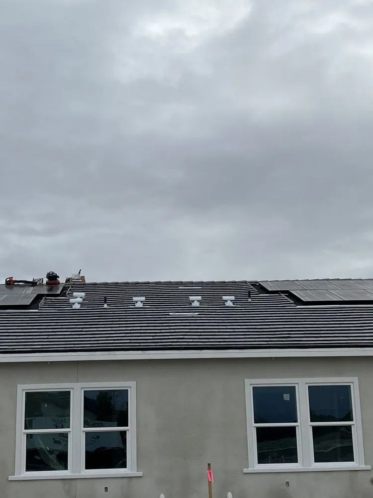 Slide of Suriana Roofing