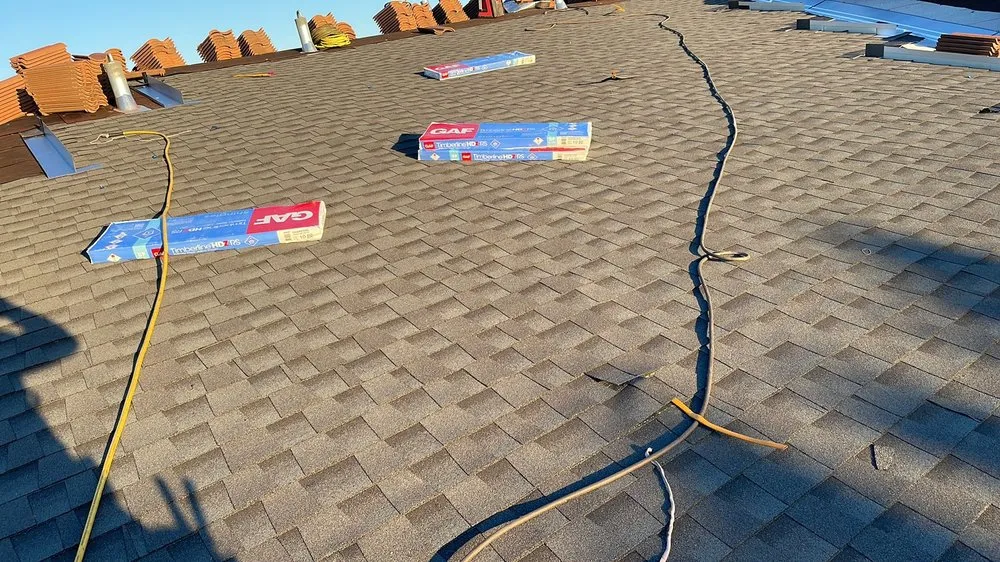 Slide of Suriana Roofing