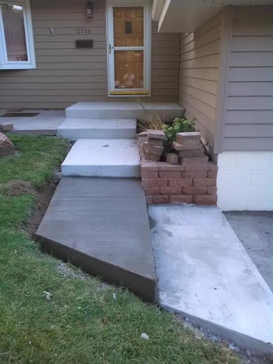 Slide of Suri's Construction & Remodeling