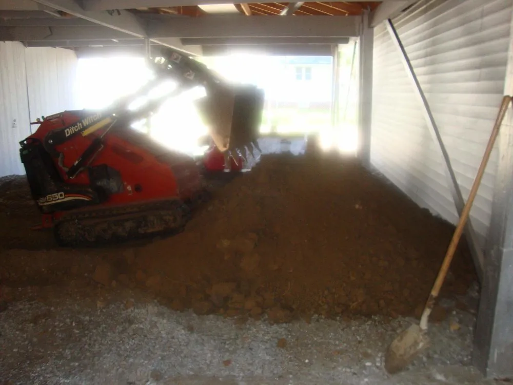 Slide of Suri's Construction & Remodeling