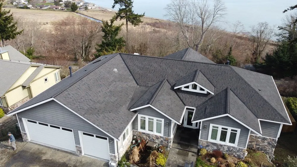 Slide of Suruka Roofing and Renovation