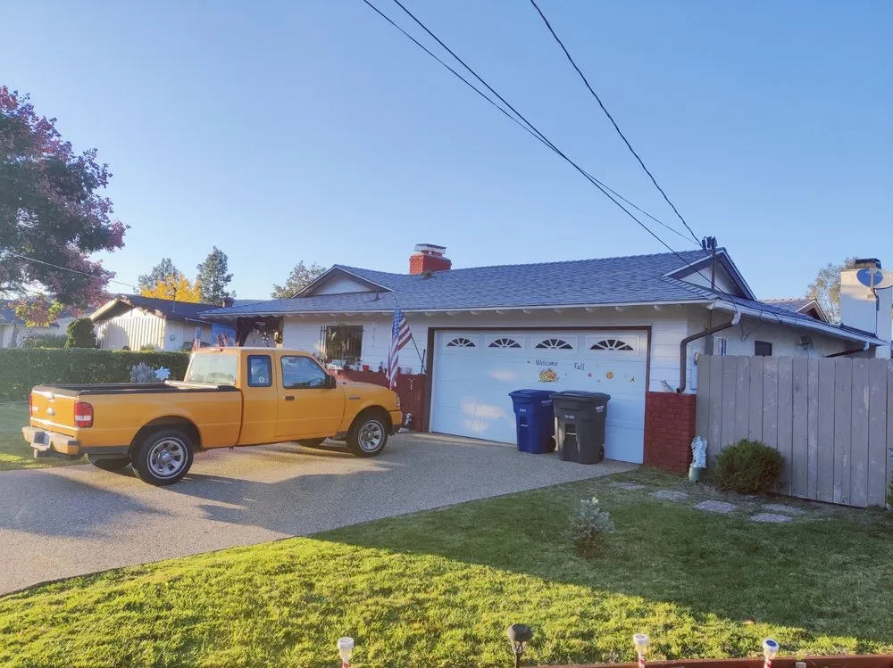 Slide of Sustaita Roofing