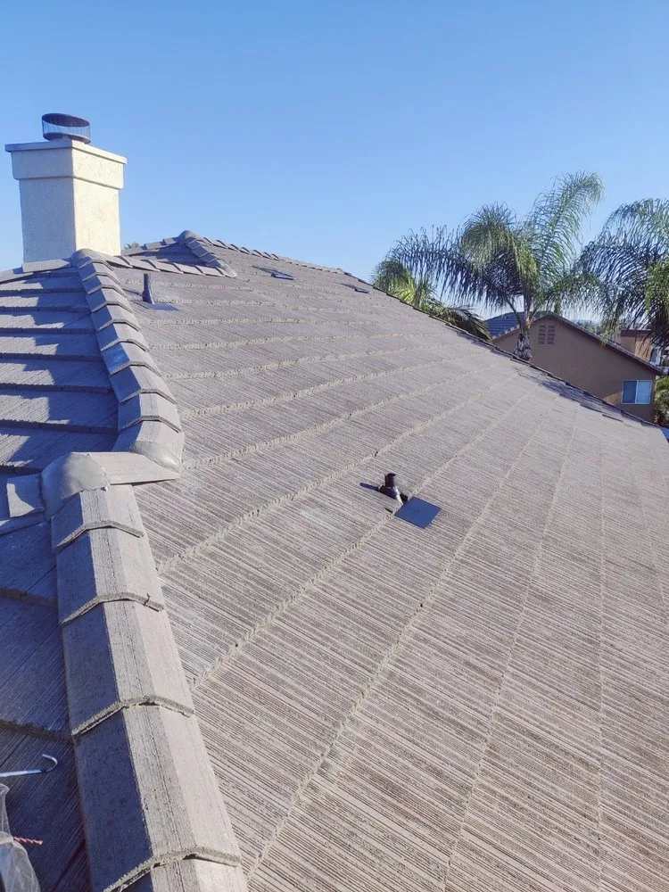 Slide of Sustaita Roofing