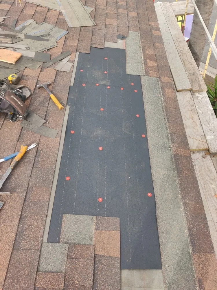 Slide of Sustaita Roofing