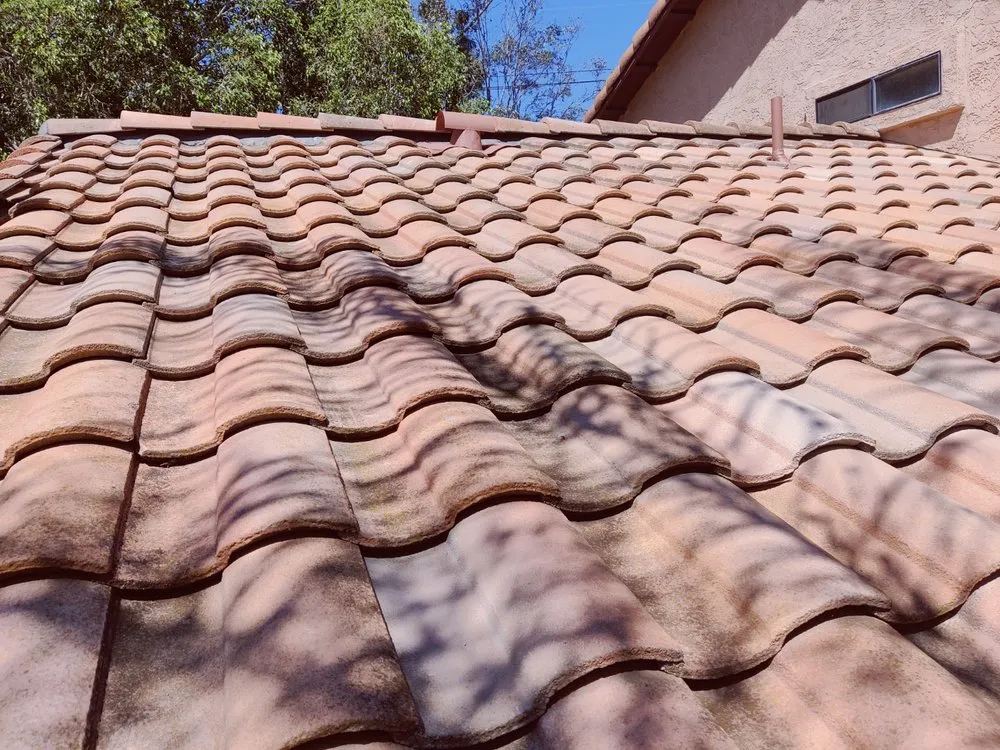 Slide of Sustaita Roofing