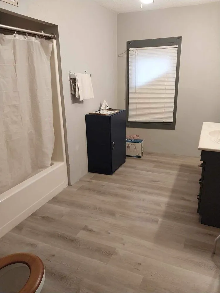 Slide of Swartz Farm And Home Painting