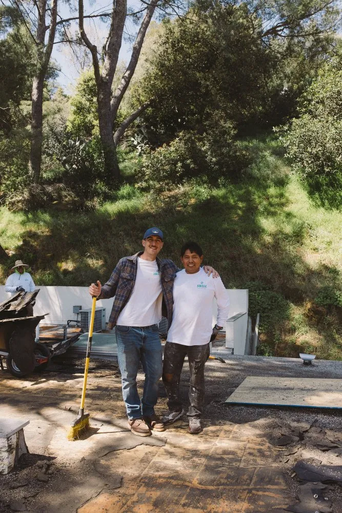 Slide of Swell Roofing