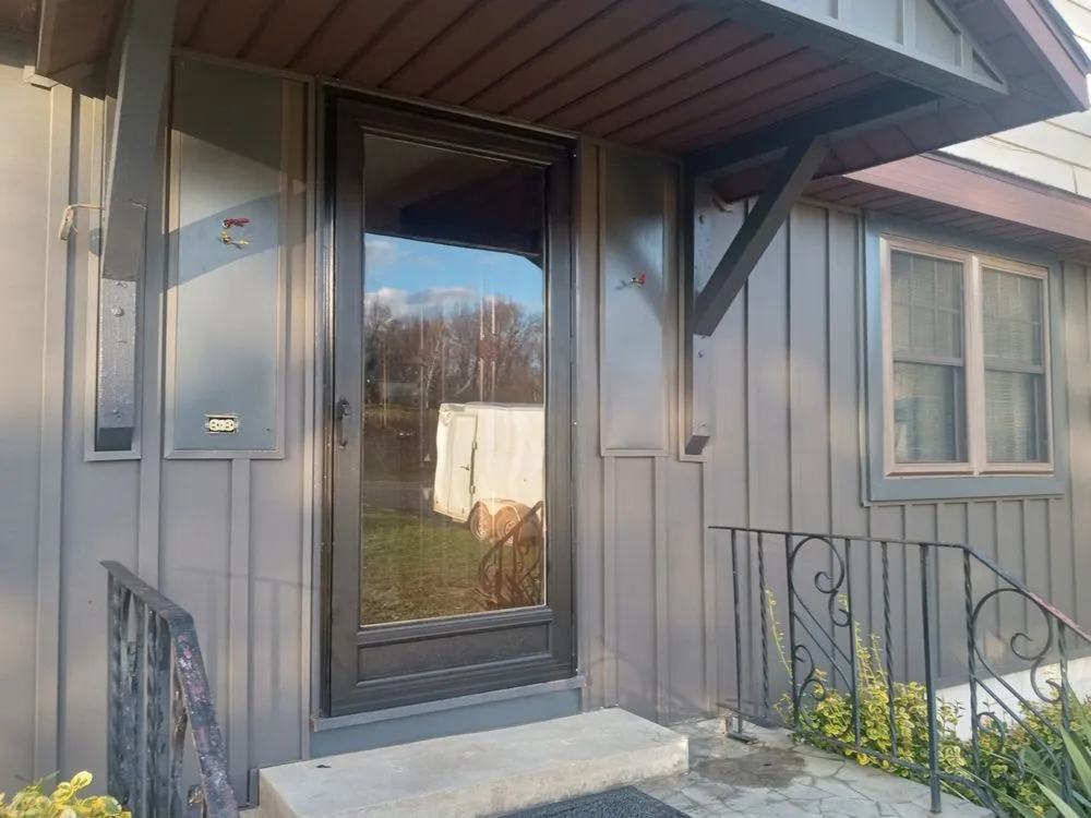 Slide of Swift Lake Builders