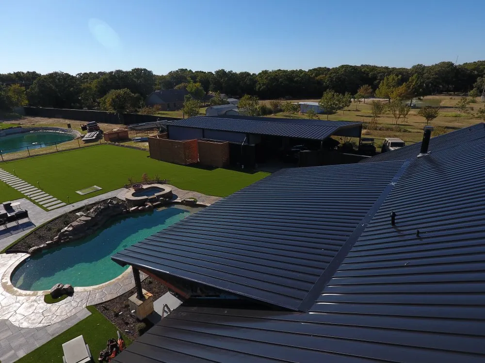 Slide of Swift Roofing & Designs