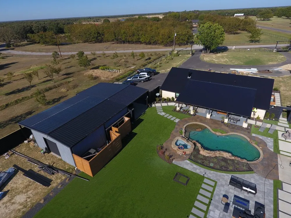 Slide of Swift Roofing & Designs