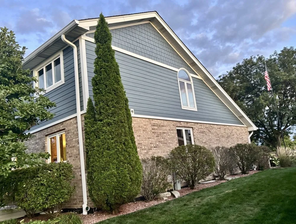 Slide of SWS Roofing New Lenox