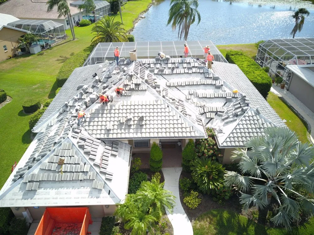 Local residential roofing service with free inspection across Tampa, AL - Sybo Roofing