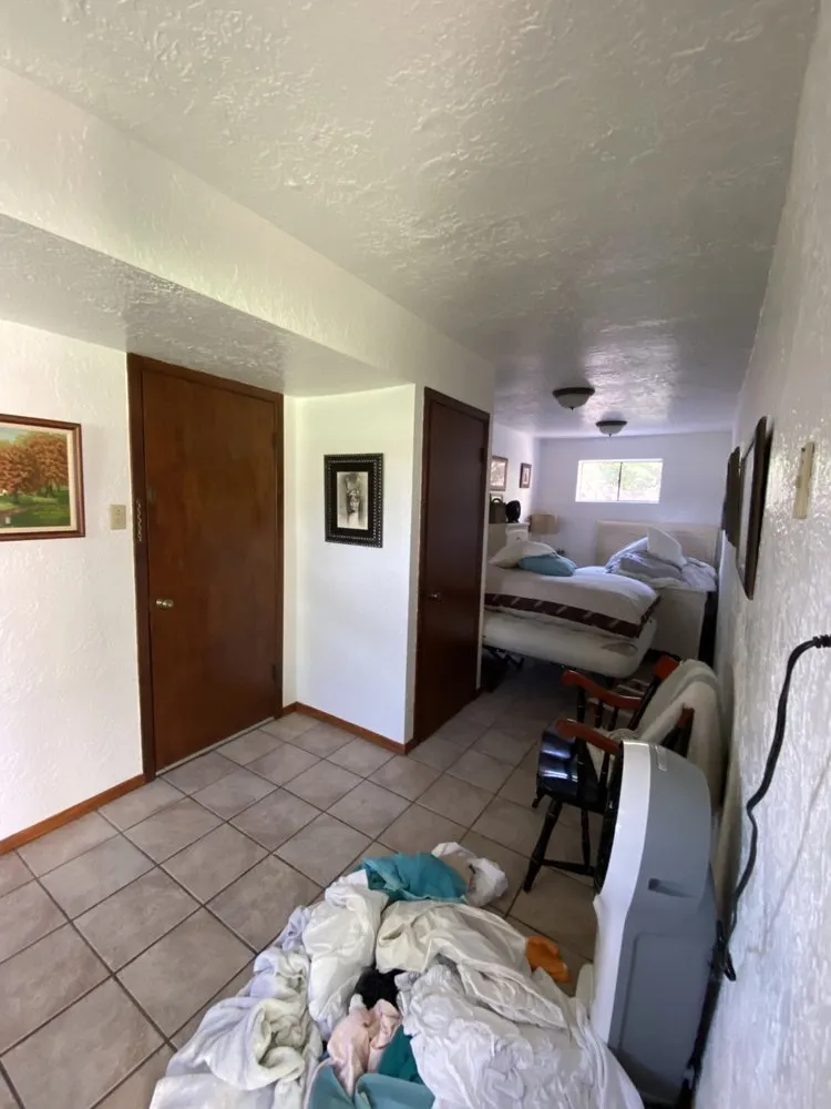 Slide of SYC Premier General Contractors