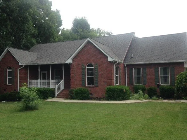 Slide of T & D Construction