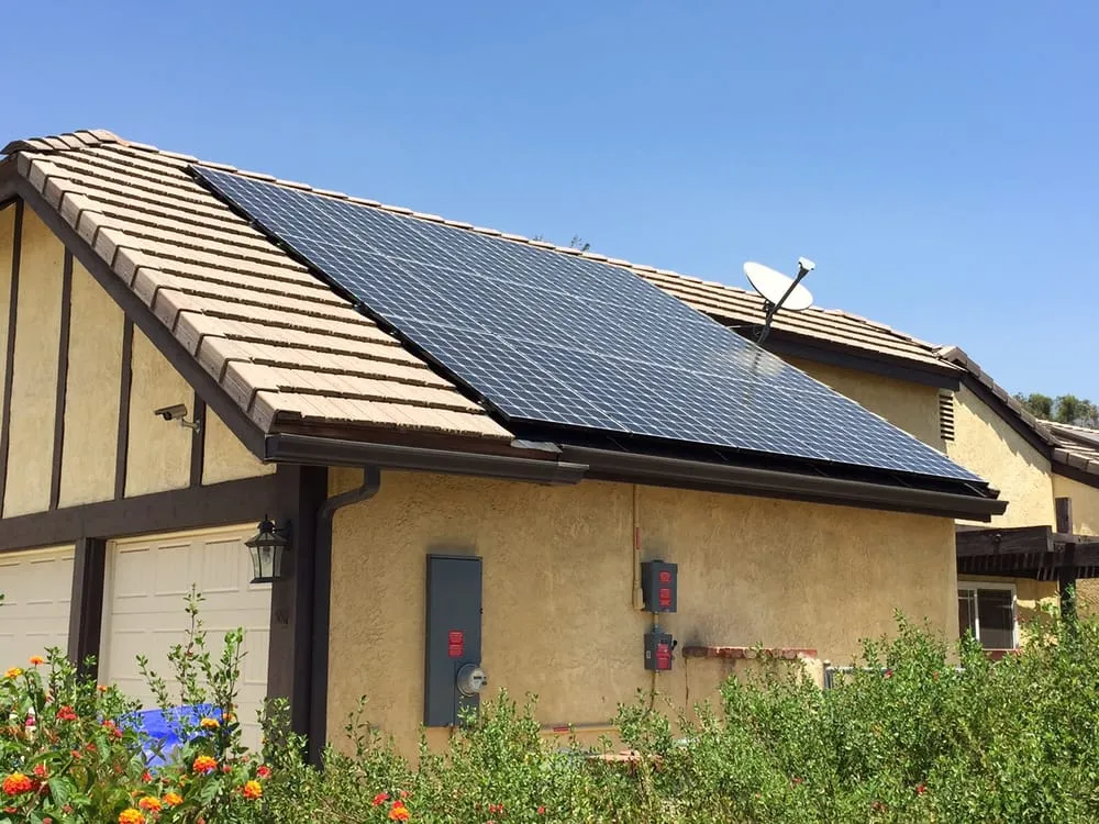 Slide of T & G Roofing and Solar Company